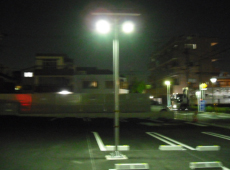 2灯式ポール付きタイプ（MDCP-01L/02L)の設置例6