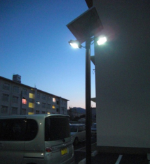 2灯式ポール付きタイプ（MDCP-01L/02L)の設置例27