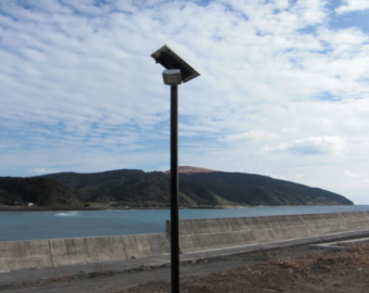 2灯式ポール付きタイプ（MDCP-01L/02L)の設置例38